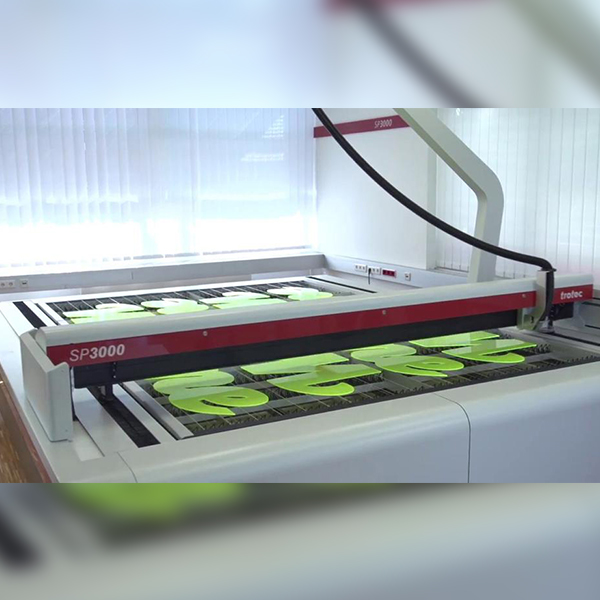 corte de acrilico con laser, a medida